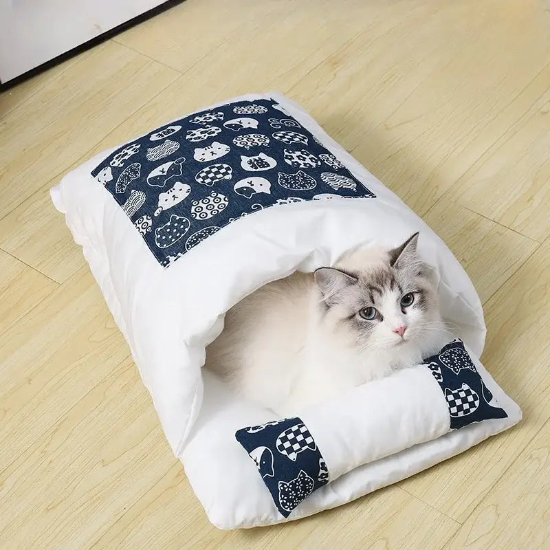 Navy Trimmed White Pillow Warm Cat Bed with Removable Sleeping Bag